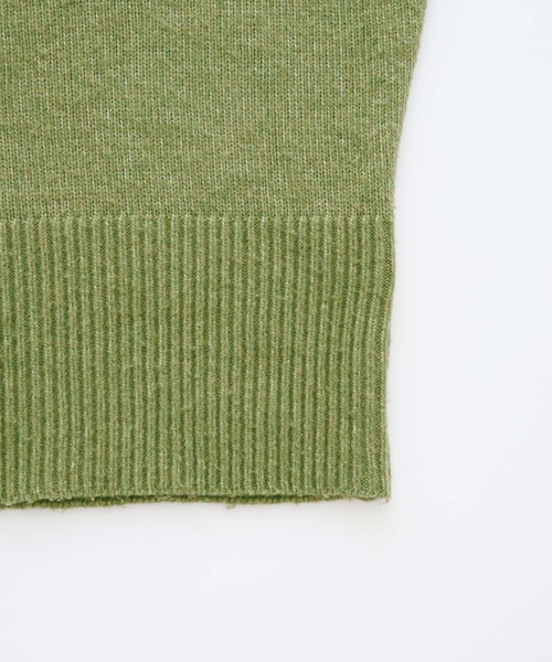 Chaco closet（チャコ クローゼット）の「襟付きボリュームスリーブロングリブオーバーサイズニットカーディガン（カーディガン/ボレロ・レディース・チャコール/イエロー/ネイビー/ライトグリーン/レッド/ピンク/アイボリー・FREE）」の13枚目の写真