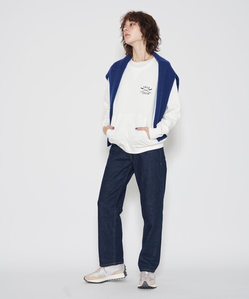 J.PRESS YORK STREET（ジェイプレスヨークストリート）の「【UNISEX】YALE刺繍クルーネックプルオーバー（スウェット・メンズ・アイボリー系/ネイビー系/ホワイト系・SMALL/MEDIUM/LARGE）」の5枚目の写真