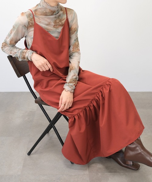 ＡＮＤＪ（アンドジェイ）の「【2022/AW】ソフトグログランティアードキャミワンピース（ワンピース・レディース・ブラック/ベージュ/グリーン/テラコッタ・M）」の3枚目の写真