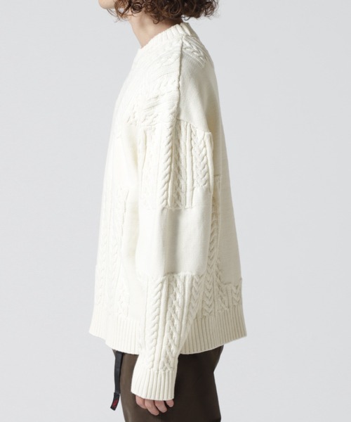 BEAVER（ビーバー）の「B omnivore/ビーオムニボー　SWITCHING CREW NECK SWEATER（ニット/セーター・メンズ・ブラック/アイボリー・M/L）」の5枚目の写真