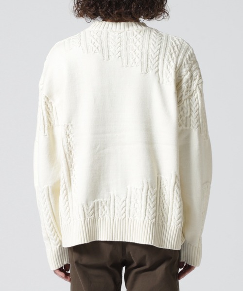 BEAVER（ビーバー）の「B omnivore/ビーオムニボー　SWITCHING CREW NECK SWEATER（ニット/セーター・メンズ・ブラック/アイボリー・M/L）」の6枚目の写真