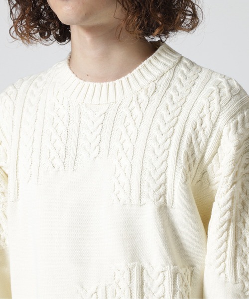BEAVER（ビーバー）の「B omnivore/ビーオムニボー　SWITCHING CREW NECK SWEATER（ニット/セーター・メンズ・ブラック/アイボリー・M/L）」の7枚目の写真