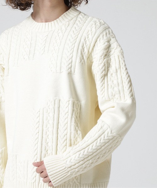 BEAVER（ビーバー）の「B omnivore/ビーオムニボー　SWITCHING CREW NECK SWEATER（ニット/セーター・メンズ・ブラック/アイボリー・M/L）」の9枚目の写真
