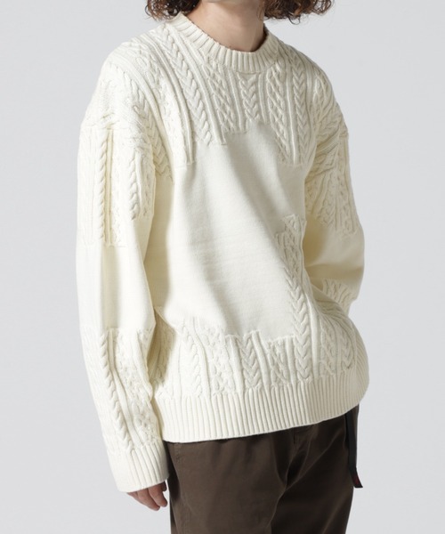BEAVER（ビーバー）の「B omnivore/ビーオムニボー　SWITCHING CREW NECK SWEATER（ニット/セーター・メンズ・ブラック/アイボリー・M/L）」の4枚目の写真