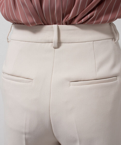 NOLLEY’S(ノーリーズ)の「ウォッシャブルダブルクロススーツパンツ(その他パンツ・レディース・ベージュ/ネイビー・40/38/36)」の21枚目の写真