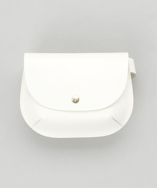 IL BISONTE(イルビゾンテ)の「【IL BISONTE】イルビゾンテ ORIGINAL LEATHER カウハイド レザー ボディバック BBB026(ボディバッグ/ウエストポーチ・レディース・ブラック/グレイッシュブルー/シャーベット/レモンイエロー/オフホワイト/ベージュ/テラコッタ・FREE)」の21枚目の写真