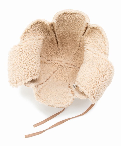 Casselini(キャセリーニ)の「Casselini(キャセリーニ)イヤマフ付きチューリップハット(ハット・レディース・ブラック/イエロー/ベージュ・FREE)」の8枚目の写真