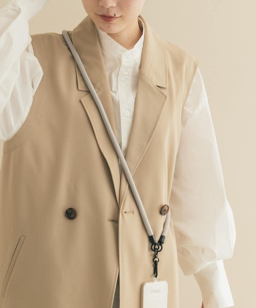 SMELLY（スメリー）の「ワイドスマホショルダー（スマホグッズ・レディース・ブラック/ベージュ/グレー・-）」の5枚目の写真