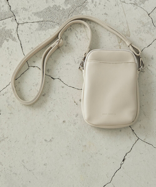 MONO　COMME CA（モノコムサ）の「ミニショルダー（ショルダーバッグ・レディース・ブラック/ホワイト/グレイッシュベージュ/モカ/シルバー/ライトイエロー・FREE）」の22枚目の写真