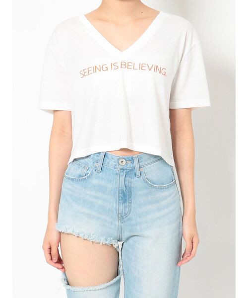 GYDA(ジェイダ)の「VネックLOGO LOOSE SHORT Tシャツ(Tシャツ/カットソー・レディース・ブラック/オフホワイト/イエロー・FREE)」の19枚目の写真