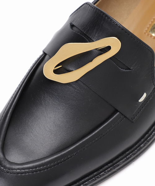 GRISE（グリーズ）の「GRISE レザーピンツキローファー（ローファー・レディース・ブラック系その他/アイボリー/ベージュ・23cm/22cm/22.5cm/25cm/23.5cm/24.5cm/24cm）」の14枚目の写真