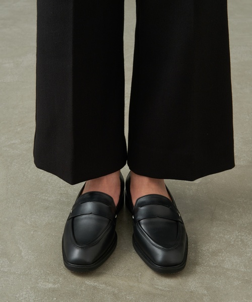 GRISE（グリーズ）の「GRISE レザーピンツキローファー（ローファー・レディース・ブラック系その他/アイボリー/ベージュ・23cm/22cm/22.5cm/25cm/23.5cm/24.5cm/24cm）」の22枚目の写真