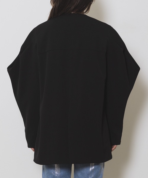 led.tokyo（レッドトウキョウ）の「【led.tokyo】ショルダーコンシャスルーズノーカラージャケット（テーラードジャケット・レディース・ブラック/ベージュ・FREE）」の11枚目の写真