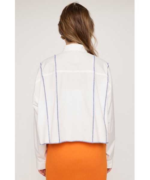 SLY(スライ)の「CROPPED OVER LOCK UP SH クロップド丈 オーバーサイズ ロックアップ シャツ(シャツ/ブラウス・レディース・ライトブラック/ホワイト/ピンク・FREE)」の8枚目の写真