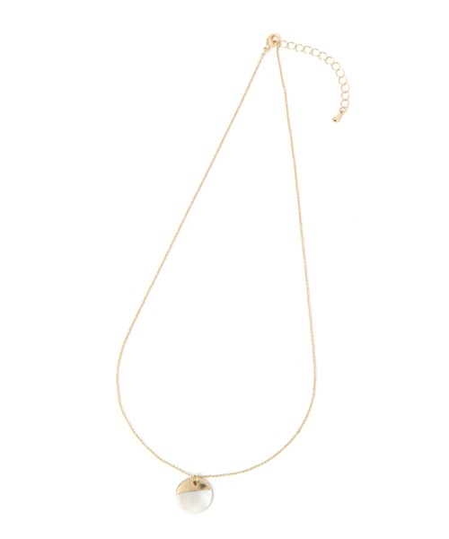 BAYFLOW（ベイフロー）の「シェル2連ネックレス（ネックレス・レディース・ライトグレー/イエロー・FREE）」の4枚目の写真