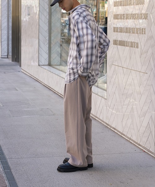 CIAOPANIC TYPY(チャオパニックティピー)の「オンブレチェックオーバーサイズレギュラーカラーシャツ(シャツ/ブラウス・メンズ・ホワイト/ブラック/イエロー/ブルー・M/L)」の11枚目の写真