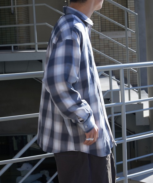 CIAOPANIC TYPY(チャオパニックティピー)の「オンブレチェックオーバーサイズレギュラーカラーシャツ(シャツ/ブラウス・メンズ・ホワイト/ブラック/イエロー/ブルー・M/L)」の17枚目の写真