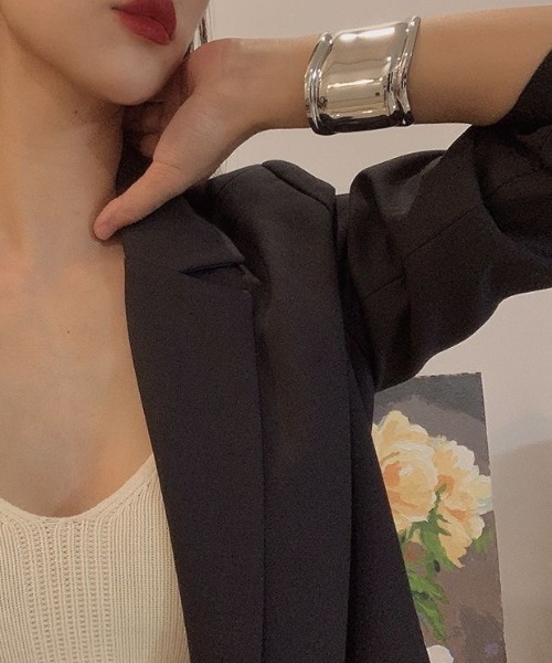 Coo+i（クーイ）の「ボリュームバングル（バングル/リストバンド・レディース・シルバー/ブラック/ゴールド・FREE）」の10枚目の写真