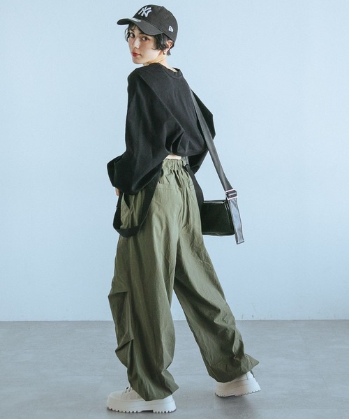 PAGEBOY（ページボーイ）の「ネックストラップカットボレロ（Tシャツ/カットソー・レディース・ブラック/オフホワイト/アクア・FREE）」の11枚目の写真