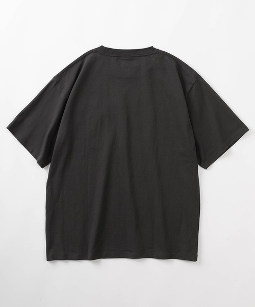 make a ray!（メイク ア レイ！）の「【POWER TO THE PEOPLE/パワー トゥザ ピープル】ビッグシルエット ヘビーウェイト 猫＆犬 ワンポイント刺繍 ポケット付き 半袖Tシャツ/ユニセックス（Tシャツ/カットソー・レディース・ブラック系その他/オフホワイト/ブラック/ミント/ホワイト/レモンイエロー・M/L）」の8枚目の写真