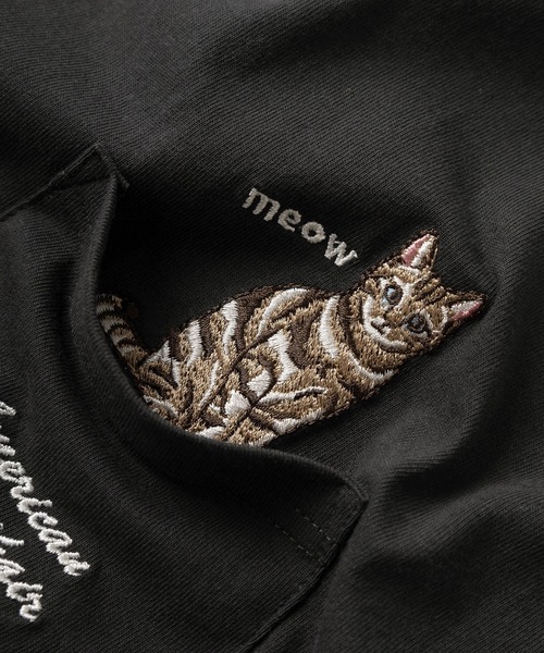 make a ray!（メイク ア レイ！）の「【POWER TO THE PEOPLE/パワー トゥザ ピープル】ビッグシルエット ヘビーウェイト 猫＆犬 ワンポイント刺繍 ポケット付き 半袖Tシャツ/ユニセックス（Tシャツ/カットソー・レディース・ブラック系その他/オフホワイト/ブラック/ミント/ホワイト/レモンイエロー・M/L）」の11枚目の写真