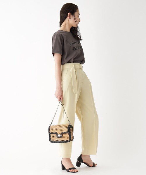 ベルト付きタックストレートパンツ【洗える/イージーケア】