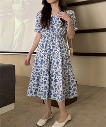 ウエストシャーリング　ティアード花柄ワンピース