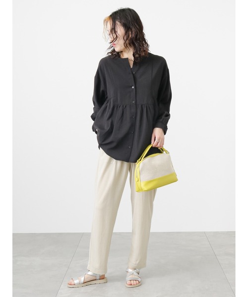 Samansa Mos2 blue（サマンサモスモスブルー）の「テーパードイージーパンツ（その他パンツ・レディース・チャコールグレー/ベージュ/グリーン/キナリ・ﾌﾘ-）」の12枚目の写真