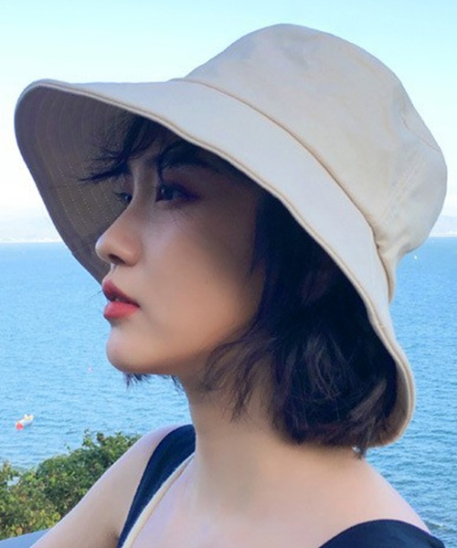 DAY CLOSET（デイ クローゼット）の「レディース ストラップ付バケットハット（ハット・レディース・ブラック/ホワイト/ベージュ/ネイビー/ブラウン・ONE SIZE）」の4枚目の写真