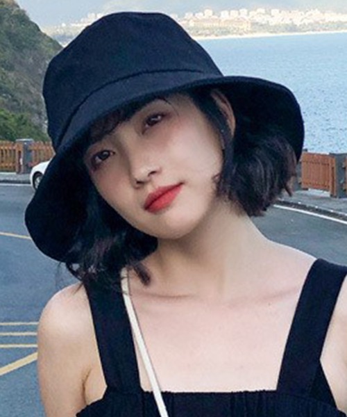 DAY CLOSET（デイ クローゼット）の「レディース ストラップ付バケットハット（ハット・レディース・ブラック/ホワイト/ベージュ/ネイビー/ブラウン・ONE SIZE）」の6枚目の写真