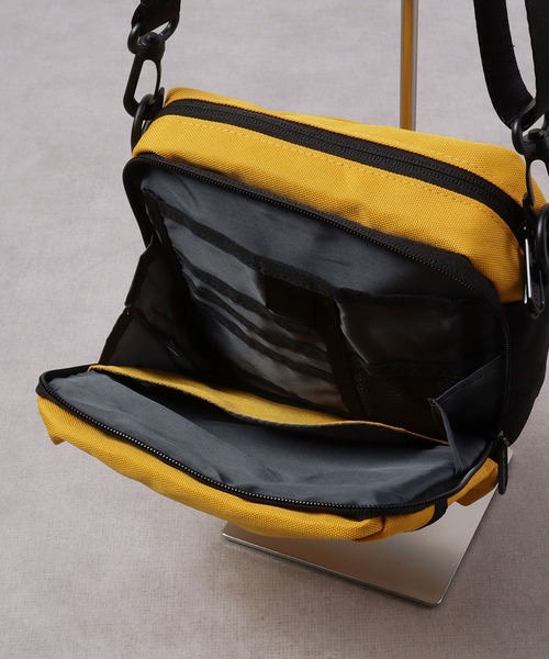 GERRY(ジェリー)の「GERRY はっ水加工 マルチ ショルダーバッグ スクエア ミニバッグ(ショルダーバッグ・メンズ・ブラック/マルチ/ブラウン/ピンク/ライトグリーン/ベージュ/チャコール/イエロー・FREE)」の21枚目の写真