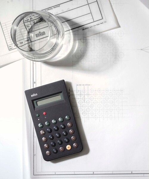 BRAUN / BNE001 Calculator 電卓（ステーショナリー）｜BRAUN（ブラウン）