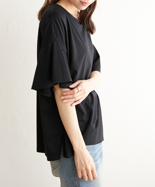 ikka(イッカ)の「【接触冷感】さらひやフレア袖カットソー(Tシャツ/カットソー・レディース・ライトグレー/スカイブルー/ブラック/オフホワイト・M/L/S)」の2枚目の写真