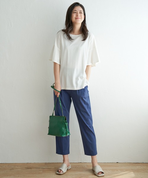 ikka(イッカ)の「【接触冷感】さらひやフレア袖カットソー(Tシャツ/カットソー・レディース・ライトグレー/スカイブルー/ブラック/オフホワイト・M/L/S)」の5枚目の写真