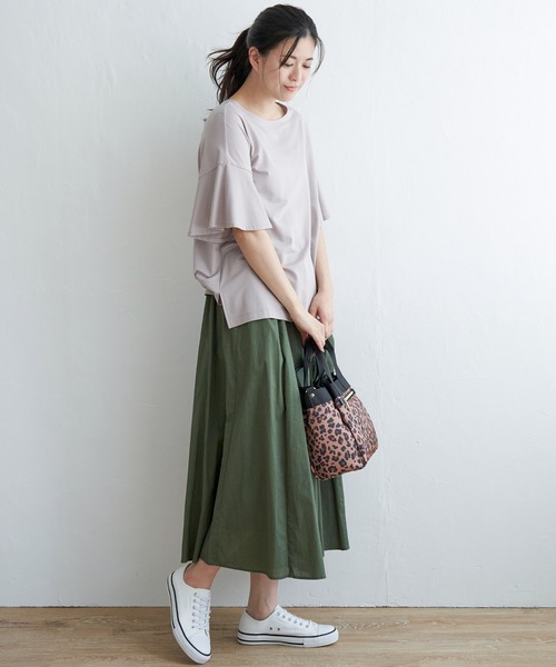 ikka(イッカ)の「【接触冷感】さらひやフレア袖カットソー(Tシャツ/カットソー・レディース・ライトグレー/スカイブルー/ブラック/オフホワイト・M/L/S)」の10枚目の写真