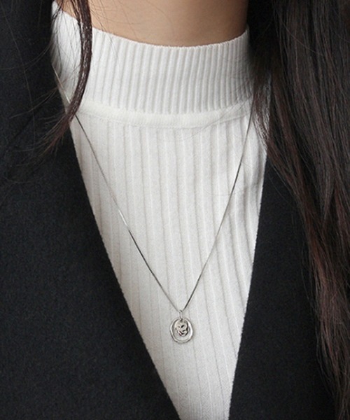 Starting Over（スターティングオーバー）の「シルバー925 ユニセックス デザインネックレス/レディース メンズ（ネックレス・メンズ・ゴールド系5/ゴールド系7/ゴールド系8/その他3/その他5/シルバー系その他3/シルバー系その他5/ゴールド系4/その他8/その他10/その他13/その他22/その他31/ゴールド系その他3/ゴールド系/その他/その他15/その他27/その他29/ゴールド系その他5/ゴールド系その他7/ゴールド系1/ゴールド系3/その他4/その他7/その他9/その他20/その他21/その他30/ゴールド系その他6/その他28/その他6/シルバー系7/シルバー/ゴールド系9/シルバー系8/その他16/シルバー系5/ゴールド系その他2/その他17/ゴールド系その他/その他11/その他33/シルバー系6/その他14/その他2/シルバー系その他4/ゴールド系6/ゴールド系2/シルバー系その他2/シルバー系その他/その他24/その他25/シルバー系2/シルバー系1/その他26/シルバー系4/その他32/ゴールド/その他23/その他18/シルバー系/シルバー系その他6/その他19/ゴールド系その他4/シルバー系3/その他12/シルバー系その他7・FREE）」の6枚目の写真