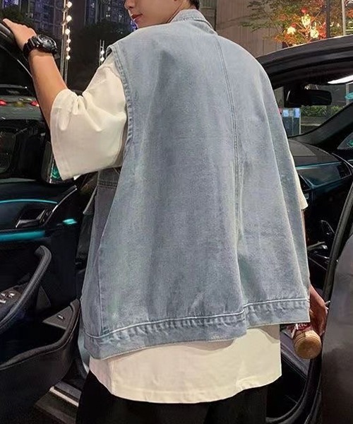 NOWLE（ノウル）の「【NOWLE】ビッグポケット ルーズシルエット デニムベスト（ベスト・メンズ・ブルー/ブラック・MEDIUM/LARGE/X-LARGE）」の12枚目の写真