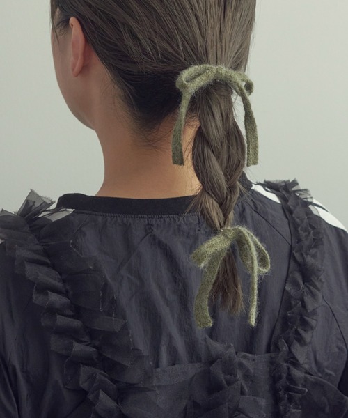 GOLDY（ゴールディ）の「ニット リボン ダブル ヘアカフ（ヘアゴム・レディース・ベージュ/ピンク/グリーン/ブラック・FREE）」の5枚目の写真