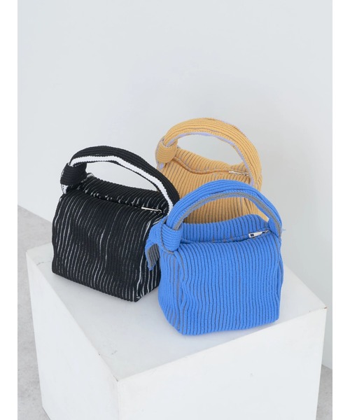 earth music&ecology(アースミュージックアンドエコロジー)の「ツートンリブワンショルバッグ(ショルダーバッグ・レディース・ブラック/イエロー/ブルー・FREE)」の4枚目の写真