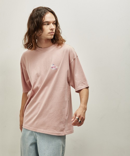 JUNRED(ジュンレッド)の「シティポップバックプリントTシャツ(Tシャツ/カットソー・メンズ・ピンク/チャコールグレー/ホワイト・L/LL/M)」の9枚目の写真