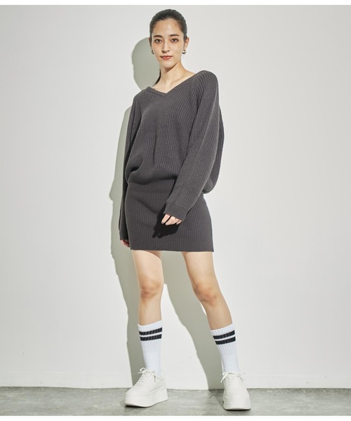 ANAP（アナップ）の「バックスピンドルニットワンピース（ワンピース・レディース・グレー/アイボリー/スミクロ・FREE）」の13枚目の写真