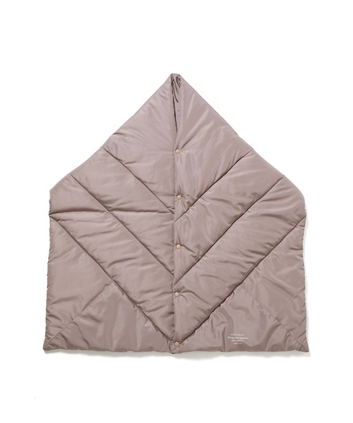 ROPE' PICNIC（ロペピクニック）の「【一部店舗限定カラー:ブラウン,パープル】リンクコーデ /蓄熱中わたキルティングストールポンチョ（ストール/ショール・レディース・ブラック/ブラウン系その他2/パープル系その他/ベージュ系その他・FREE）」の8枚目の写真