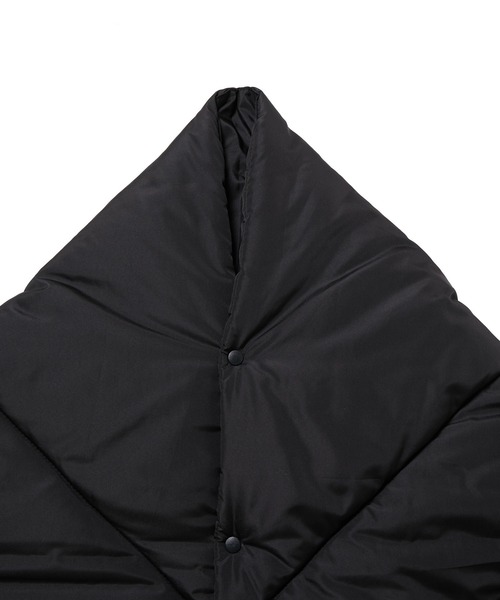 ROPE' PICNIC（ロペピクニック）の「【一部店舗限定カラー:ブラウン,パープル】リンクコーデ /蓄熱中わたキルティングストールポンチョ（ストール/ショール・レディース・ブラック/ブラウン系その他2/パープル系その他/ベージュ系その他・FREE）」の10枚目の写真