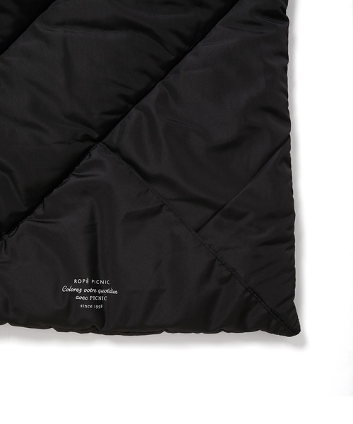 ROPE' PICNIC（ロペピクニック）の「【一部店舗限定カラー:ブラウン,パープル】リンクコーデ /蓄熱中わたキルティングストールポンチョ（ストール/ショール・レディース・ブラック/ブラウン系その他2/パープル系その他/ベージュ系その他・FREE）」の12枚目の写真