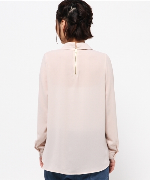 OUTLET（アウトレット）の「【CAPRICIEUX LE'MAGE】ドレープシャツプルオーバー（シャツ/ブラウス・レディース・ベージュ/ネイビー/ホワイト・FREE）」の6枚目の写真