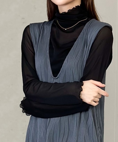 Per sist ence(パーシエンス)の「シアーメローハイネックトップス(Tシャツ/カットソー・レディース・ブラウン/アイボリー/ブラック/グレー・FREE)」の9枚目の写真