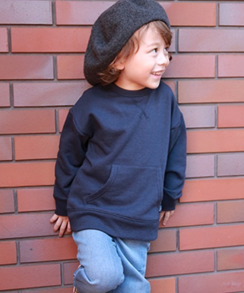 DILASH（ディラッシュ）の「WEB限定ポケット付きトレーナー（スウェット・キッズ・ワインレッド/ネイビー/ブラウン/カーキ/ブラック/レンガ/チャコール/グリーン/オレンジ/グレー・120/100/90/80/140/130/110）」の7枚目の写真