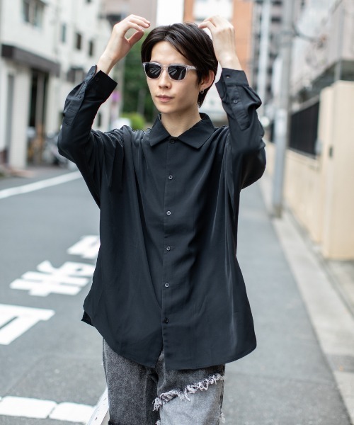 En serio TOKYO（エンソリオトーキョー）の「ドルマンスリーブ トロミオーバーシャツ（シャツ/ブラウス・メンズ・ホワイト/チャコールグレー/ブラック・L/M）」の10枚目の写真