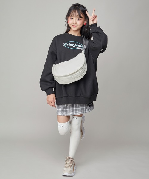 JENNI(ジェニィ)の「シンプルバナナショルダー(ショルダーバッグ・キッズ・サックスブルー/ブラック/アイボリー・F)」の5枚目の写真