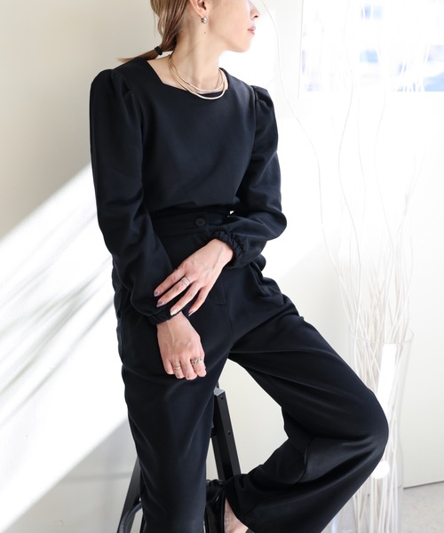 ULEULA(ウルア)の「パワショルスクエアトップス+タックワイドパンツ セットアップ(セットアップ・レディース・ホワイト/ブラック/グレー・FREE)」の22枚目の写真